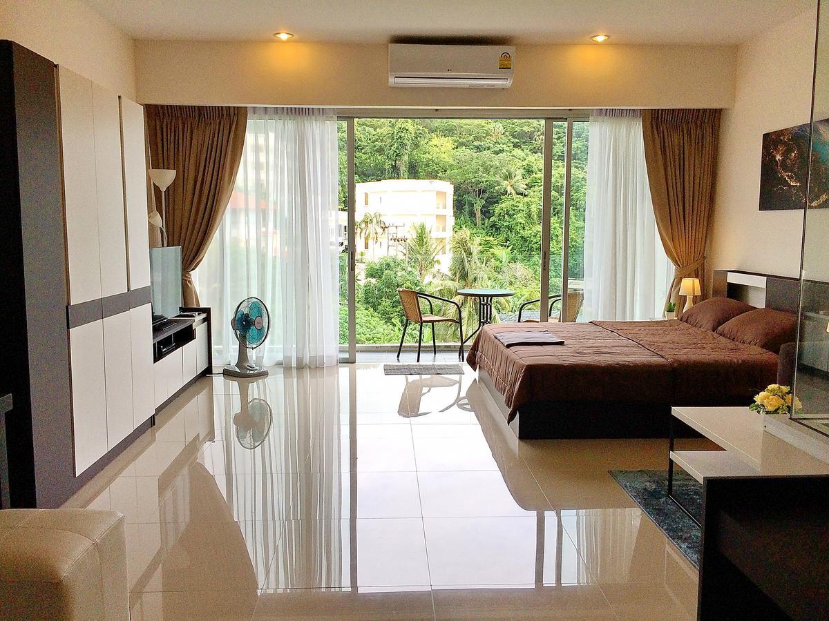 Chic Apartment Karon Exterior photo