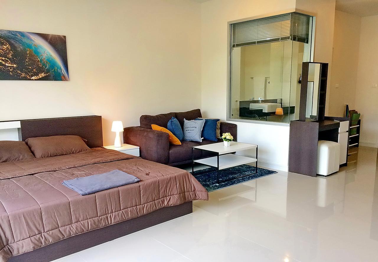 Chic Apartment Karon Exterior photo
