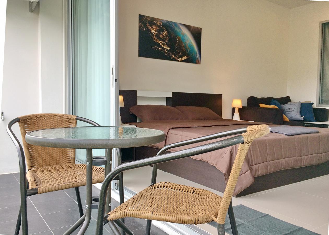Chic Apartment Karon Exterior photo