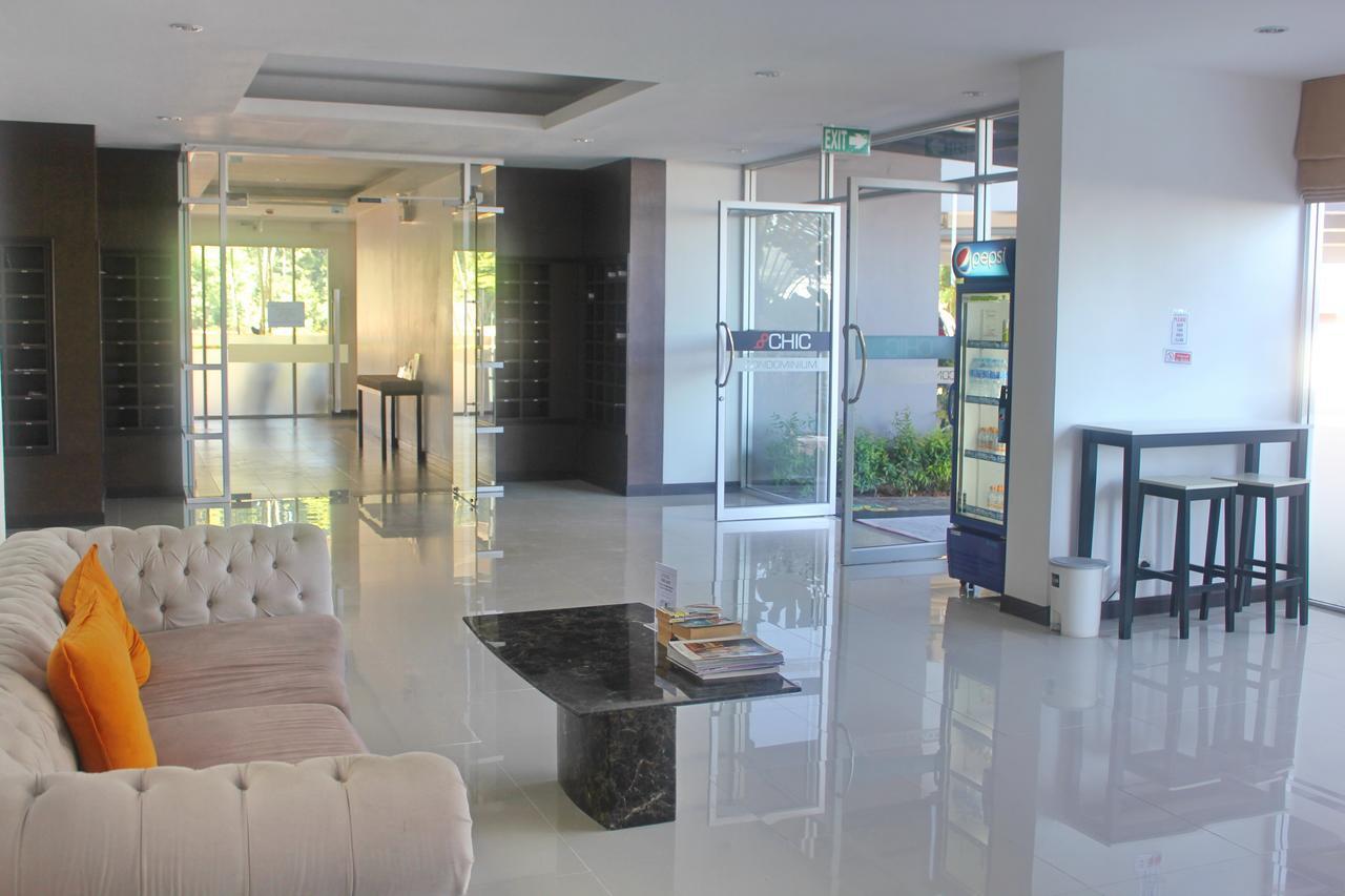 Chic Apartment Karon Exterior photo